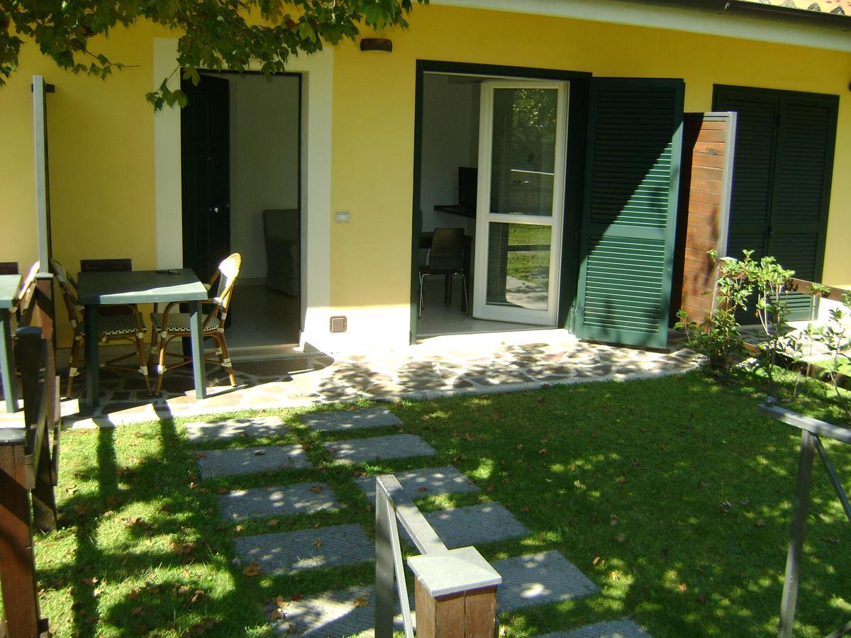 アリッチャ Agriturismo La Vite E Gli Uliviヴィラ エクステリア 写真
