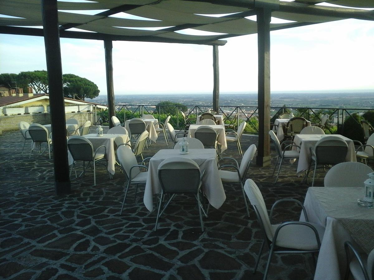 アリッチャ Agriturismo La Vite E Gli Uliviヴィラ エクステリア 写真